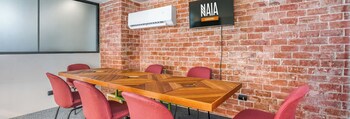 naia apart hotel miraflores