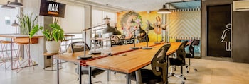 naia apart hotel miraflores