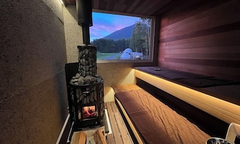 Sauna&Villa Takibi,,4 star