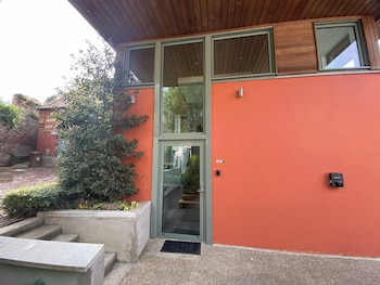 Villa Des Remparts - Bnb Calais-Marck-Bourbourg-Gravelines,,0 star