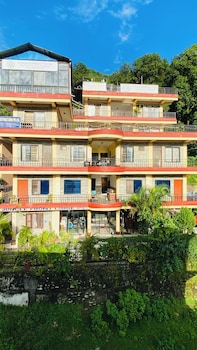 jungle front lodge