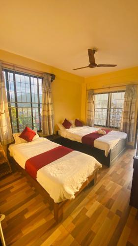 jungle front lodge