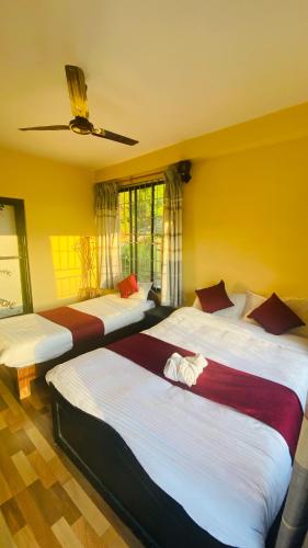 jungle front lodge