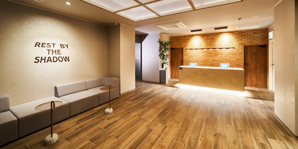 lacer okinawa naha miebashi
