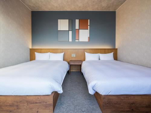 lacer okinawa naha miebashi