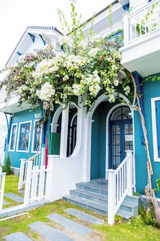 luxury 3 br la fleur villa novaworld pt