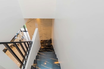 luxury 3 br la fleur villa novaworld pt