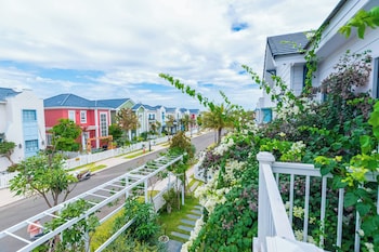 luxury 3 br la fleur villa novaworld pt