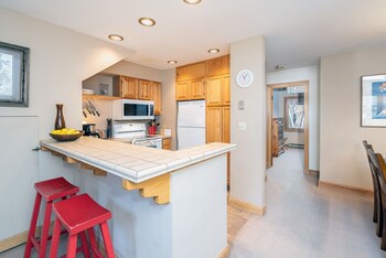 Telluride Ski Resort Co - Vacation Rentals,,3 star