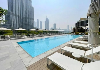 Maison Privee - Luxury Apt W/ Spectacular Burj Khalifa Views,,4 star