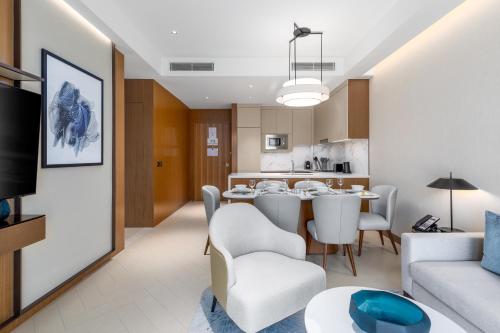 maison privee luxury apt w spectacular burj khalifa views
