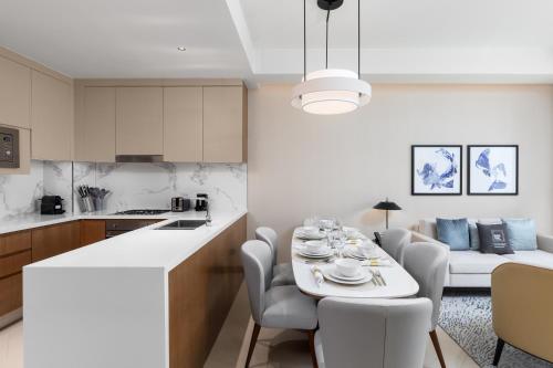 maison privee luxury apt w spectacular burj khalifa views