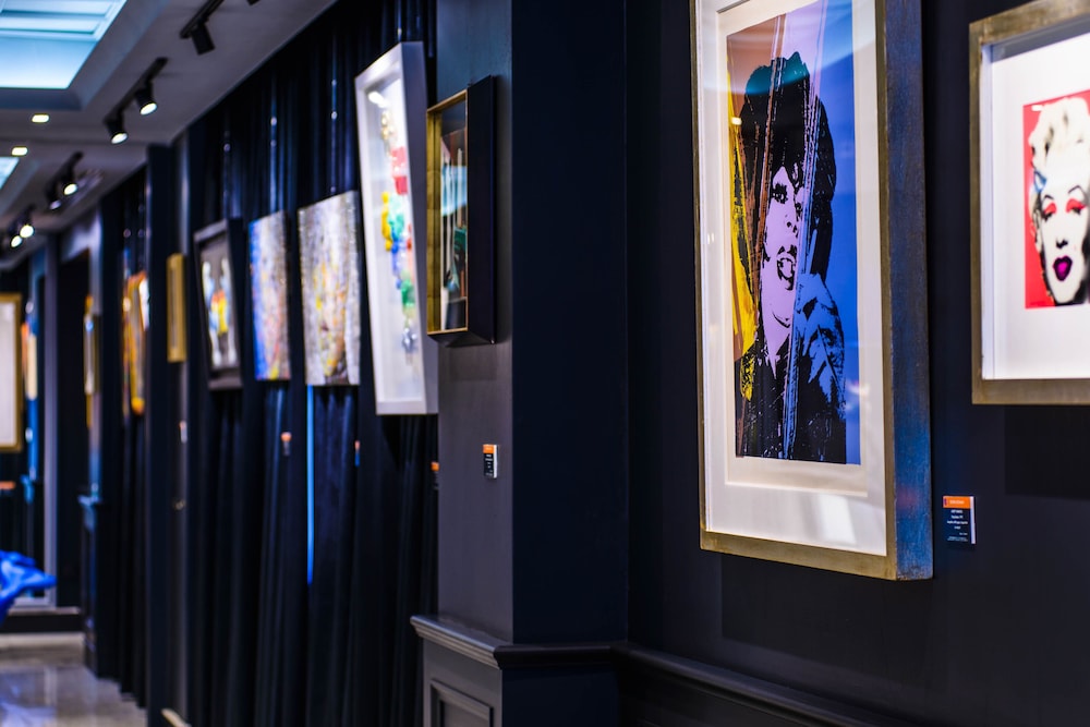admiral art hotel