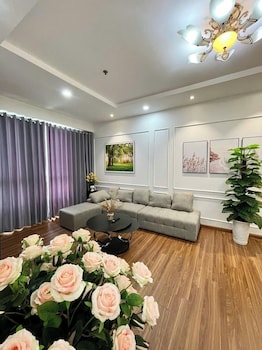 Sol- Vinhomes Times City & Park Hill,,4 star