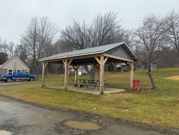 Portage Lakeside Cabins,,2 star