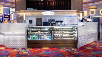 rainbow hotel casino by peppermill resorts