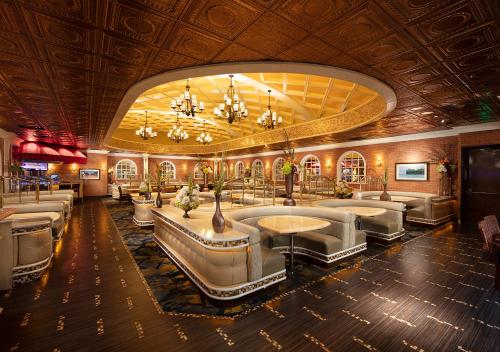rainbow hotel casino by peppermill resorts