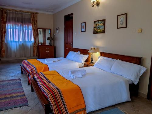 entebbe coffee lodge