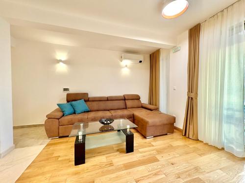 luxury apartments przno