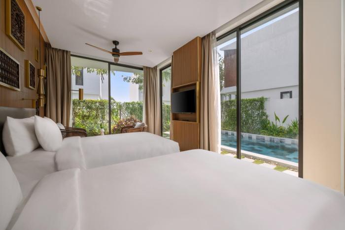 aqua vista hoi an beachfront villas