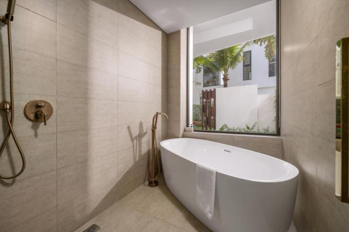 aqua vista hoi an beachfront villas