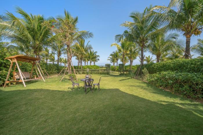 aqua vista hoi an beachfront villas