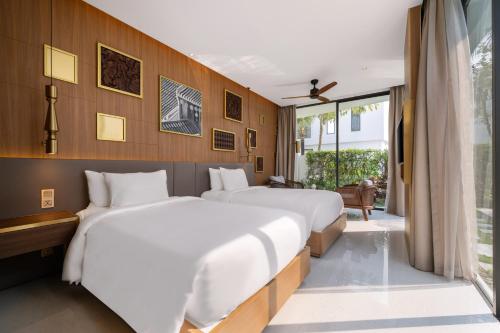aqua vista hoi an beachfront villas