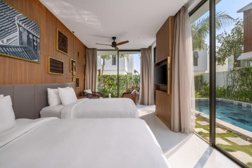 aqua vista hoi an beachfront villas