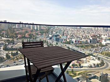 Lux Residence On High Floor 03,,0 star