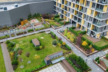 lux residence on high floor 03
