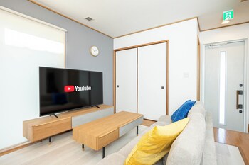 Seaside House-The Blue-,,4 star