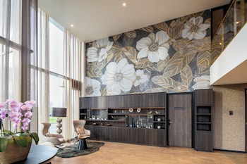 Ozo Hotels De President Amsterdam Schiphol Airport,,5 star