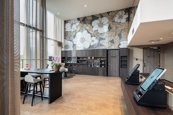 Ozo Hotels De President Amsterdam Schiphol Airport,,5 star