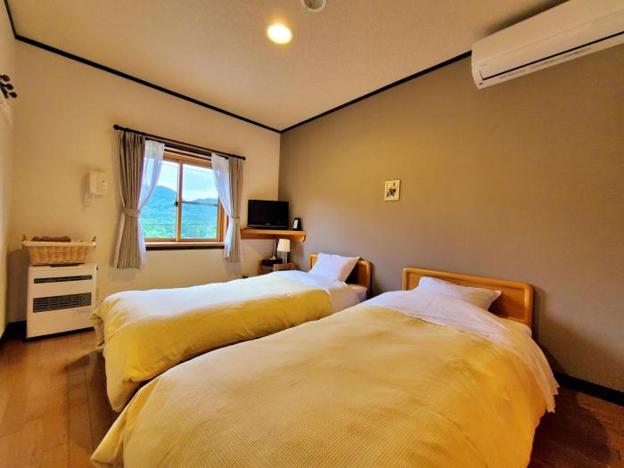 pension j house
