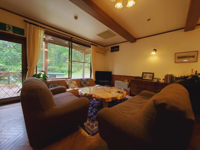 pension j house