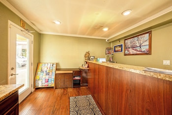 Villa Motel,,2 star