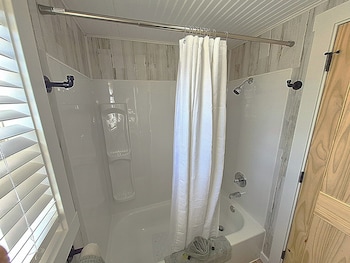 redbud tiny home resort