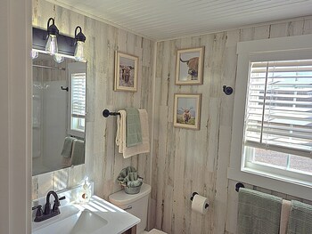 redbud tiny home resort