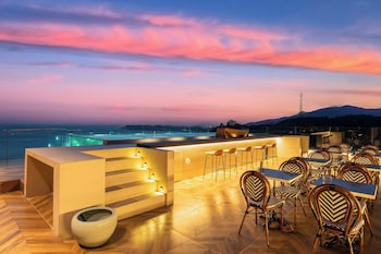 nemos home seaside inn