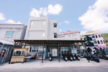 Grand Whale B&B Green Island,,3 star