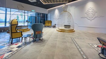arte cheras luxury suites