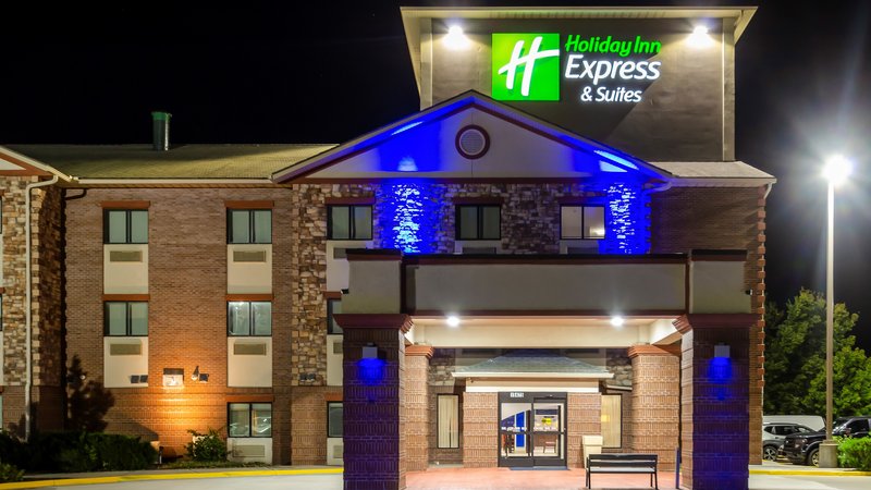 Holiday Inn Express & Suites Olathe South, An Ihg Hotel