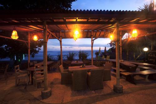 pondok pitaya hotel surfing and yoga