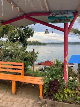 hostal cay
