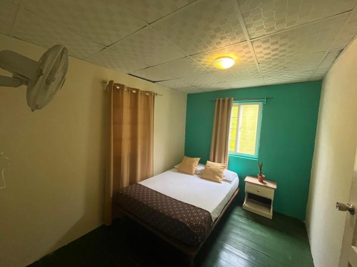 hostal cay