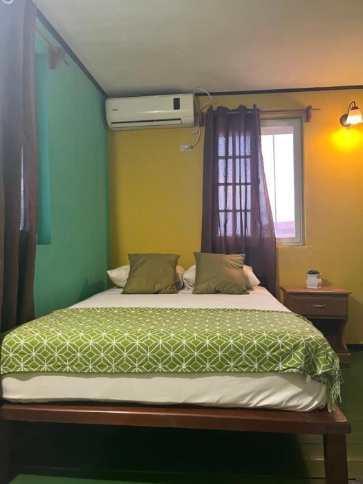 hostal cay