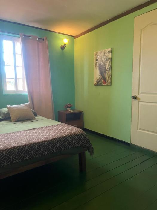 hostal cay