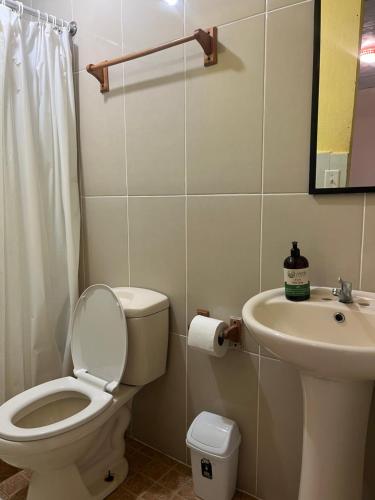 hostal cay