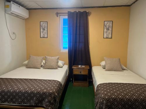 hostal cay