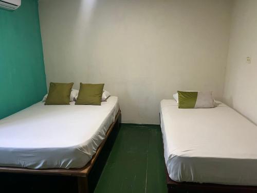 hostal cay
